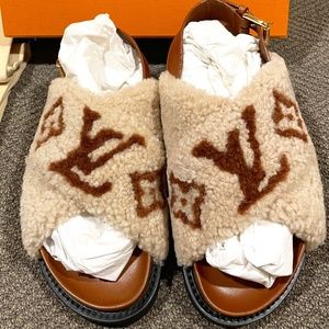 Brand New Louis Vuitton Paseo Flat Comfort Mule 100% Authentic